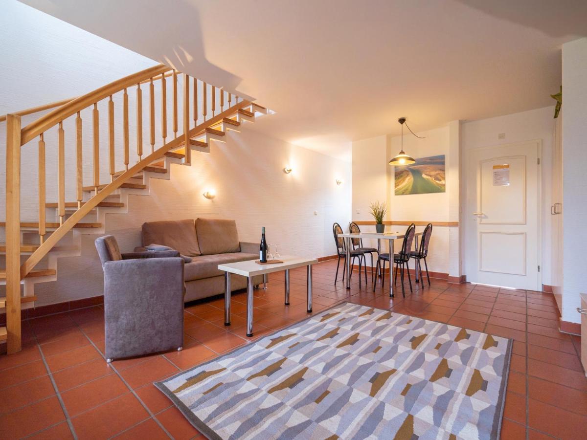 Feriendorf Rugana - Budget Appartement Mit 2 Schlafzimmern Und Terrasse A26 Dranske Exteriér fotografie