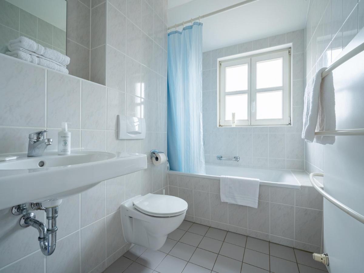 Feriendorf Rugana - Budget Appartement Mit 2 Schlafzimmern Und Terrasse A26 Dranske Exteriér fotografie